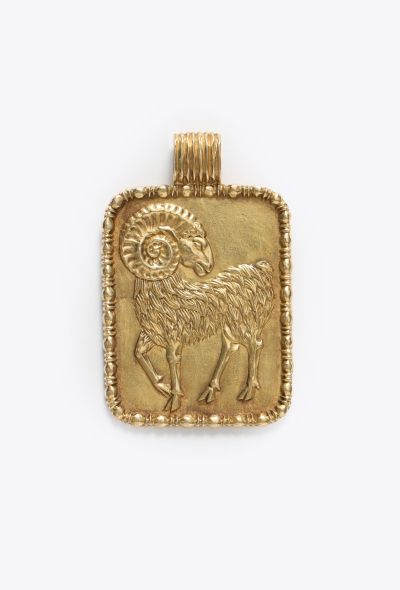 Fred Vintage '70s Aries Zodiac 18K Yellow Gold Pendant - 2