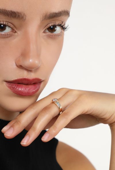 Modern Fine Jewelry 18K Yellow Gold & Diamonds Ring - 2 Modern Fine Jewelry 18K Yellow Gold & Diamonds Ring - 2