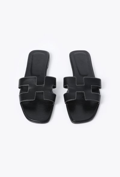 Hermès Classic Leather Oran Sandals - 2