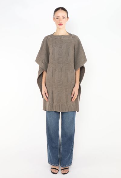 Hermès 'H' Rectangular Cape Poncho - 1