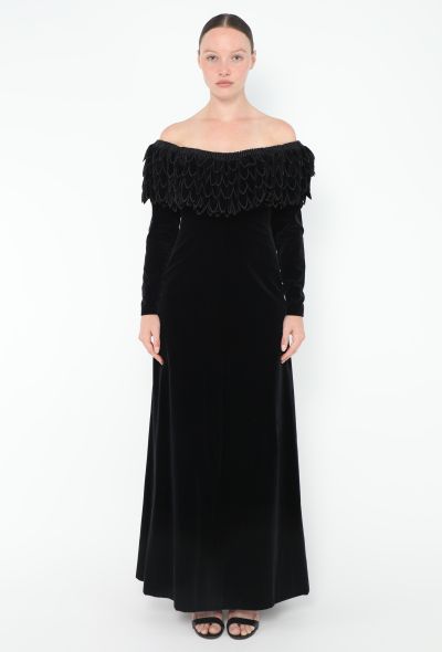 Nina Ricci Couture 1968 Velvet Petal Dress - 2 Nina Ricci Couture 1968 Velvet Petal Dress - 2