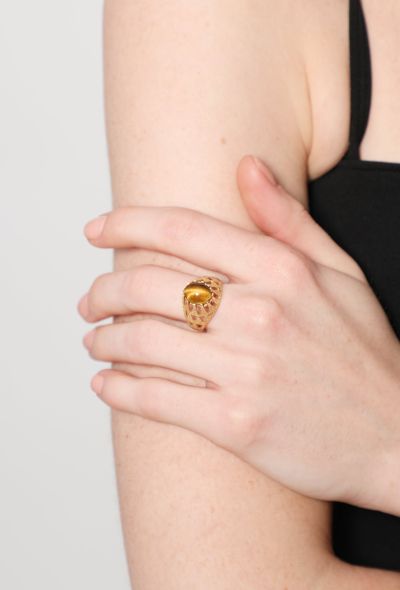                             18k Yellow Gold and Tiger's Eye Ring - 2