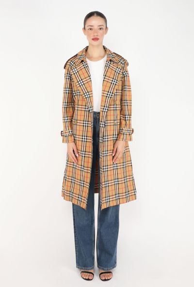 Burberry Classic Checkered Trench Coat - 2