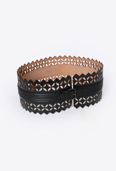 Alaïa Laser-Cut Leather Corset Belt - 2