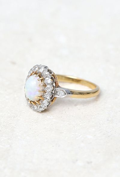 Vintage & Antique 18k White Gold, Opal & Diamond Ring - 2