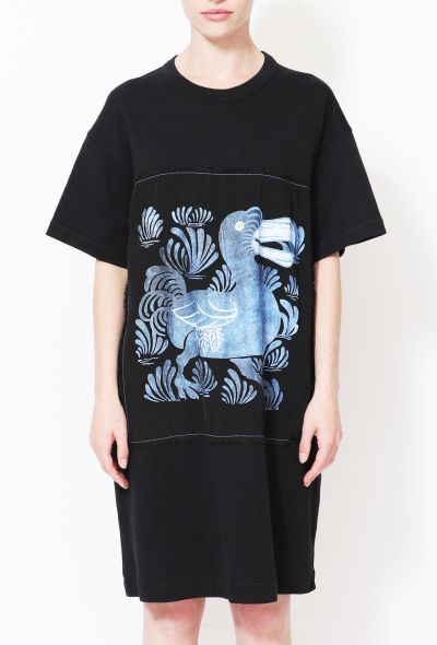                             2019 Limited Edition William de Morgan Graphic T-Shirt Dress - 2