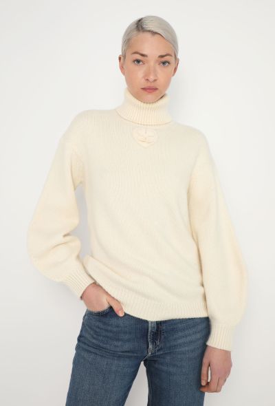 Chanel Thick Cashmere Clover Sweater - 2 Chanel Thick Cashmere Clover Sweater - 2