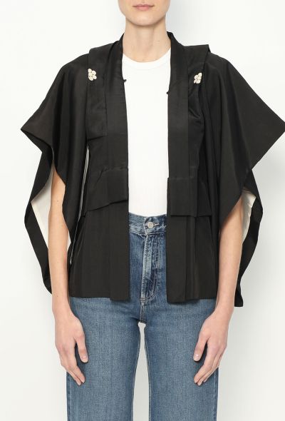 World Treasures Authentic Hand-Sewn Silk Kimono - 1 World Treasures Authentic Hand-Sewn Silk Kimono - 1