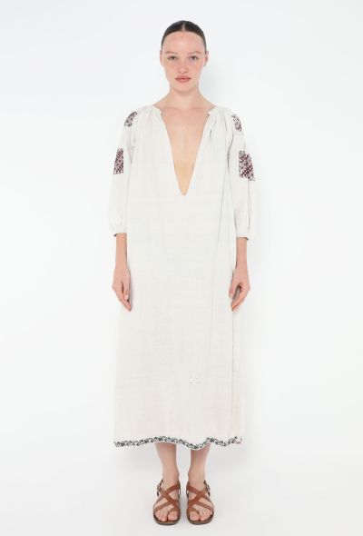 Embroidered Plunging Linen Kaftan - 1 Embroidered Plunging Linen Kaftan - 1