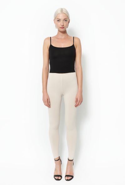                                 Classic High-Waisted Leggings