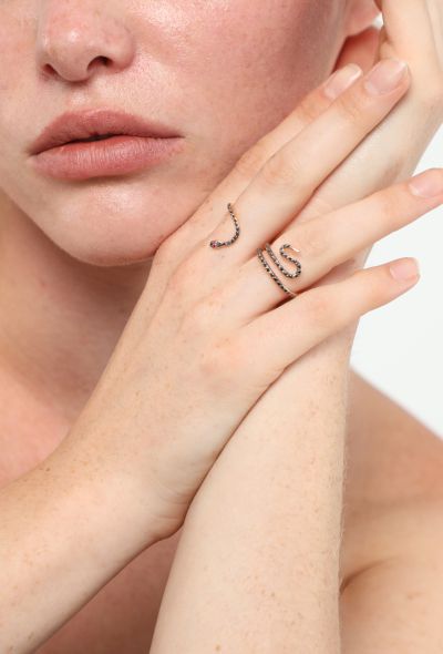 Modern Fine Jewelry Ileana Makri 18K Rose Gold Lucky Snake Double-Finger Ring - 2