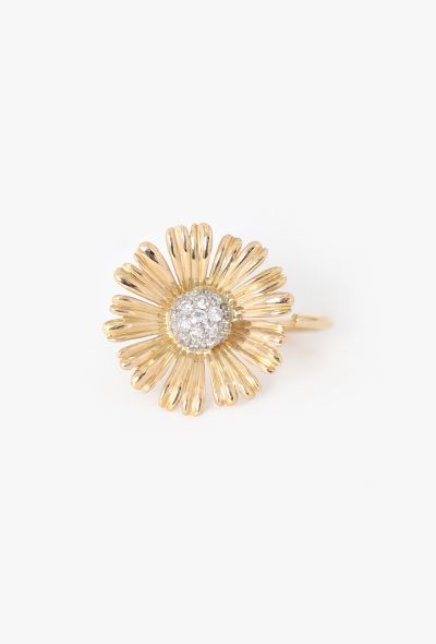 Vintage Fine Jewelry 18k Yellow Gold, Platinum & Diamond Flower Ring - 1 Vintage Fine Jewelry 18k Yellow Gold, Platinum & Diamond Flower Ring - 1