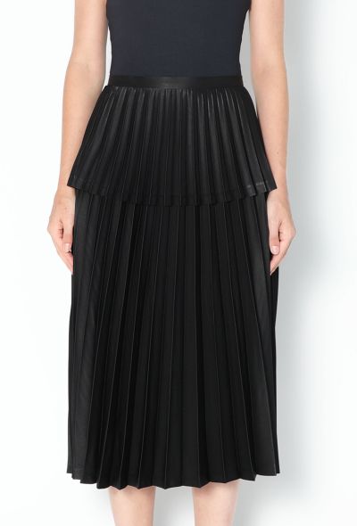 Noir Tiered Pleated Skirt - 2