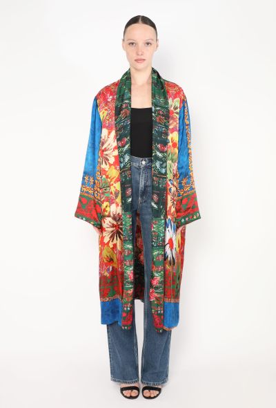 World Treasures Bokja 2023 Reversible floral Silk Kaftan - 1 World Treasures Bokja 2023 Reversible floral Silk Kaftan - 1