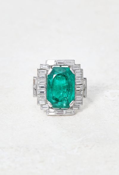                             1930s Platinum, Emerald & Diamond Ring - 1