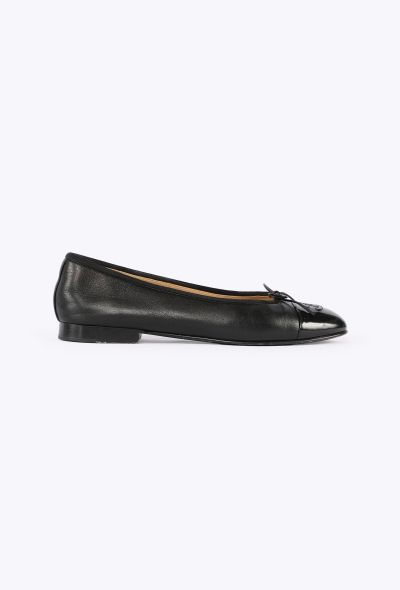 Chanel Classic Leather 'CC' Ballerinas - 1