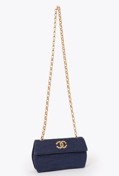 Chanel Vintage Quilted Pearl CC Flap Bag - 2