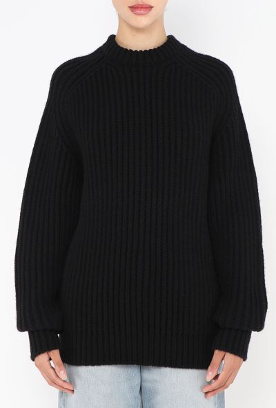 Phoebe Philo 2023 Cashmere Ribbed Sweater - 1