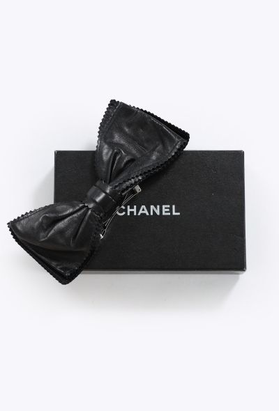 Chanel '80s Leather Bow Hairclip - 2