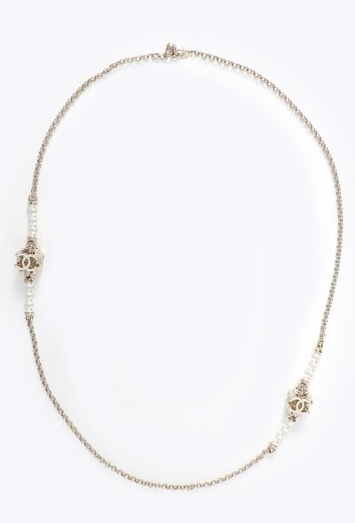 Chanel 2022 'CC' Cube Pearl Sautoir - 1