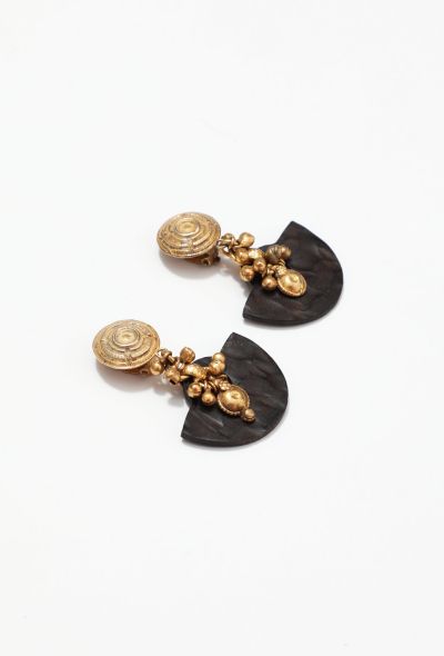                                         Vintage Antiquity Wooden Clip-On Earrings-2