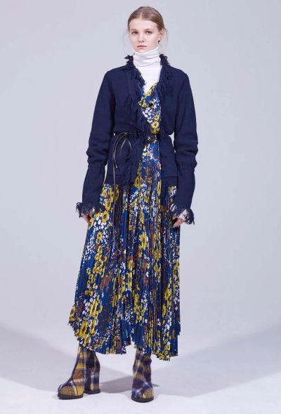 Modern Designers Sacai Pre-Fall 2018 Pleated Cardigan Dress - 2