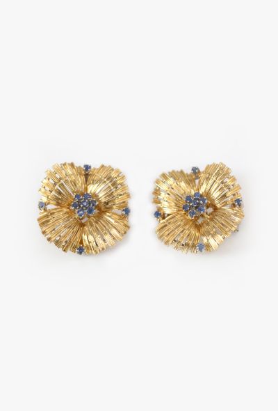 Vintage Fine Jewelry 18k Yellow Gold & Sapphire Flower Clip Earrings - 1 Vintage Fine Jewelry 18k Yellow Gold & Sapphire Flower Clip Earrings - 1