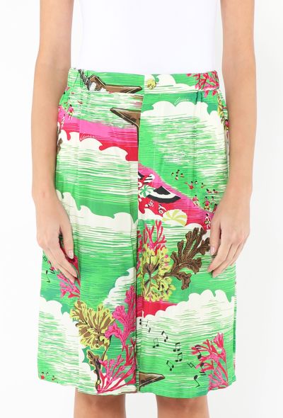 Gucci 2022 Tropical Bermuda Shorts - 2