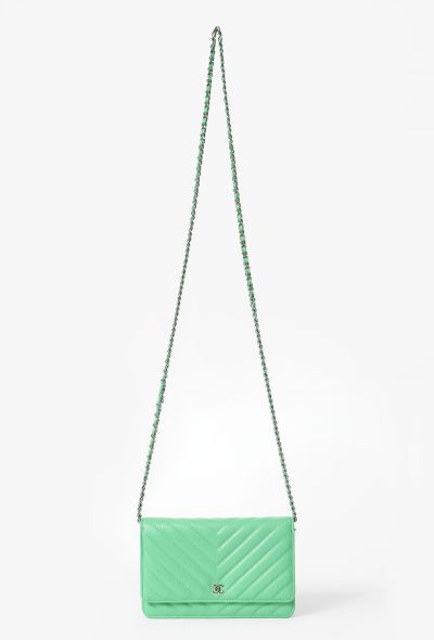 Chanel Green Caviar Chevron Wallet On Chain Bag - 1