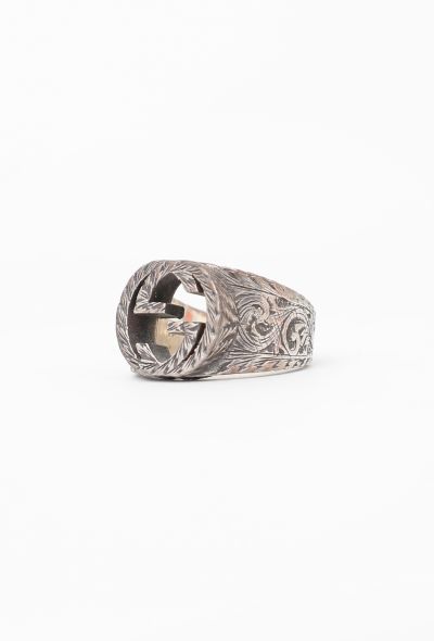 Gucci 2020 Arabesque Sterling Signet Ring - 2 Gucci 2020 Arabesque Sterling Signet Ring - 2