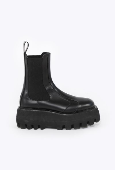 Alexander McQueen Sofa Leather Chelsea Boots, 2024 - 1