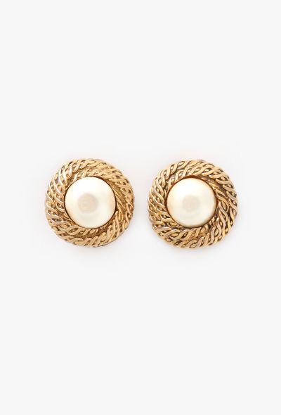 Chanel Vintage Chainlink Pearl Clip Earrings - 1 Chanel Vintage Chainlink Pearl Clip Earrings - 1