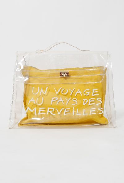                                        COLLECTOR 'Un Voyage Au Pays Des Merveilles' Plastic Kelly-1