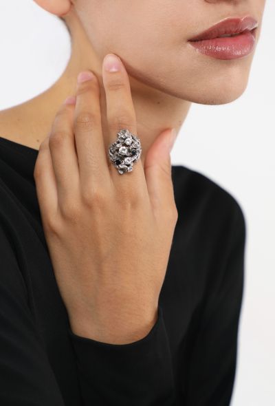 Vintage Fine Jewelry '70s Arthur King 18K White Gold, Sapphire & Diamond Ring - 2