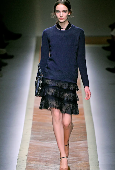 Valentino F/W 2011 Tiered Lace Skirt - 2