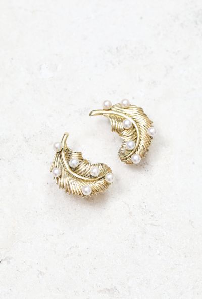                             18k Yellow Gold & Pearl Clip Earrings - 1