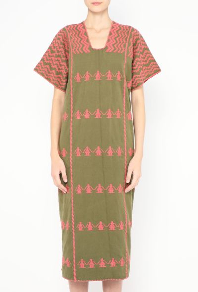 World Treasures Authentic Embroidered Kaftan - 2 World Treasures Authentic Embroidered Kaftan - 2
