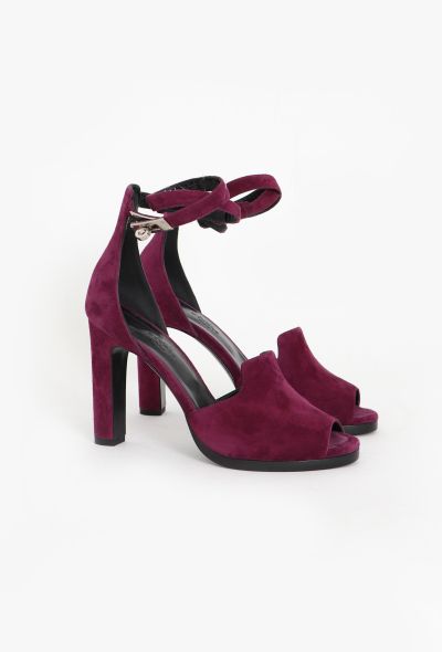 Hermès 2022 Nina Suede Kelly Heels - 2