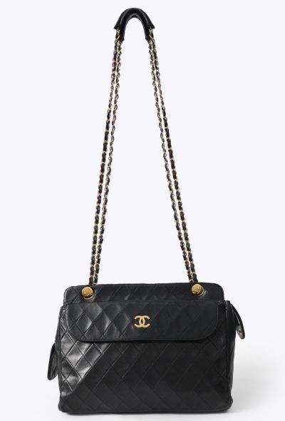 Chanel Vintage '80s Quilted Shoulder Bag - 1