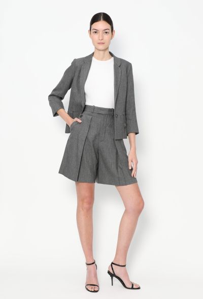 Chloé Tailored Shorts Ensemble - 2 Chloé Tailored Shorts Ensemble - 2