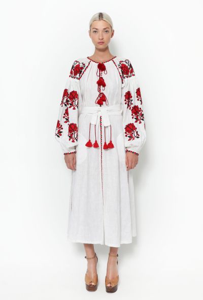                             Vita Kin Embroidered Belted Tunic