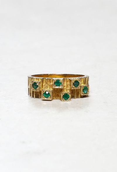                             18k Yellow Gold & Emerald Ring - 1
