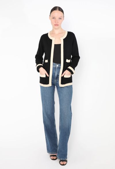 Chanel '80s Cashmere 'CC' Pocket Cardigan - 2 Chanel '80s Cashmere 'CC' Pocket Cardigan - 2