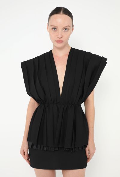 Gucci Resort 2023 Accordion Pleated Dress - 1