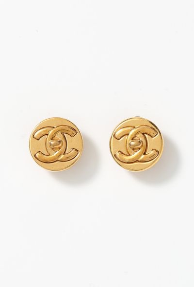 Chanel 1997 Turnlock 'CC' Clip Earrings - 1