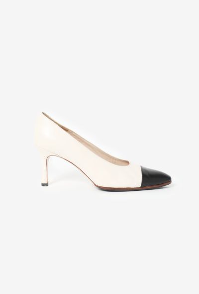                             Two-Tone Leather Pumps - 1