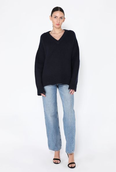 The Row 2021 Davion V-Neck Cashmere Sweater - 2