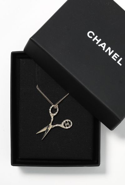 Chanel 2021 'CC' Scissors Pendant Necklace - 1