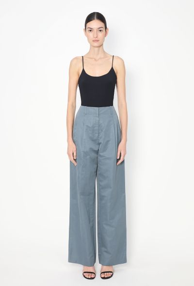 The Row 2021 Gaugin Pleated Cotton Trousers - 2 The Row 2021 Gaugin Pleated Cotton Trousers - 2