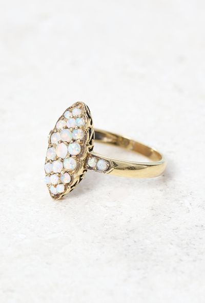                             18k Yellow Gold & Opal Marquise Ring - 2